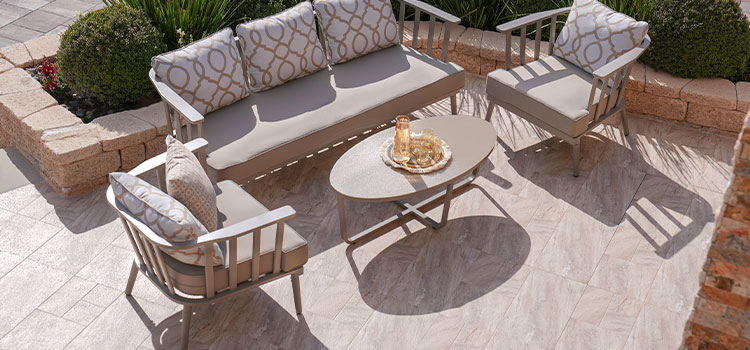 Pourquoi opter pour du carrelage grès cérame pour terrasse - 4